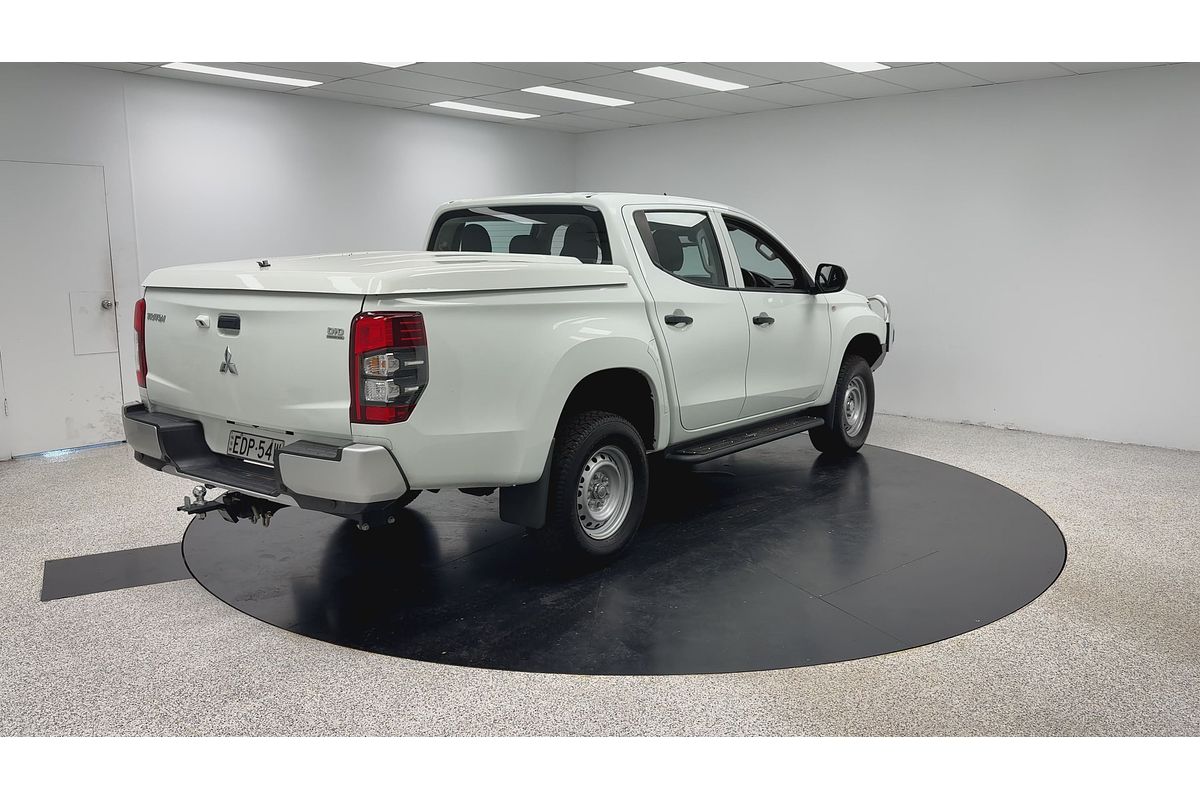 2019 Mitsubishi Triton GLX ADAS MR 4X4