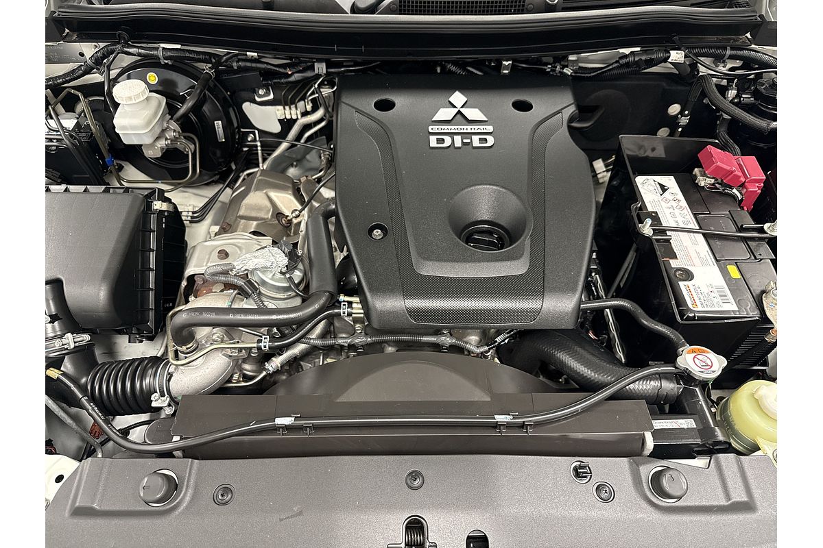 2019 Mitsubishi Triton GLX ADAS MR 4X4