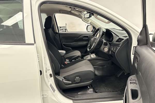 2019 Mitsubishi Triton GLX ADAS MR 4X4