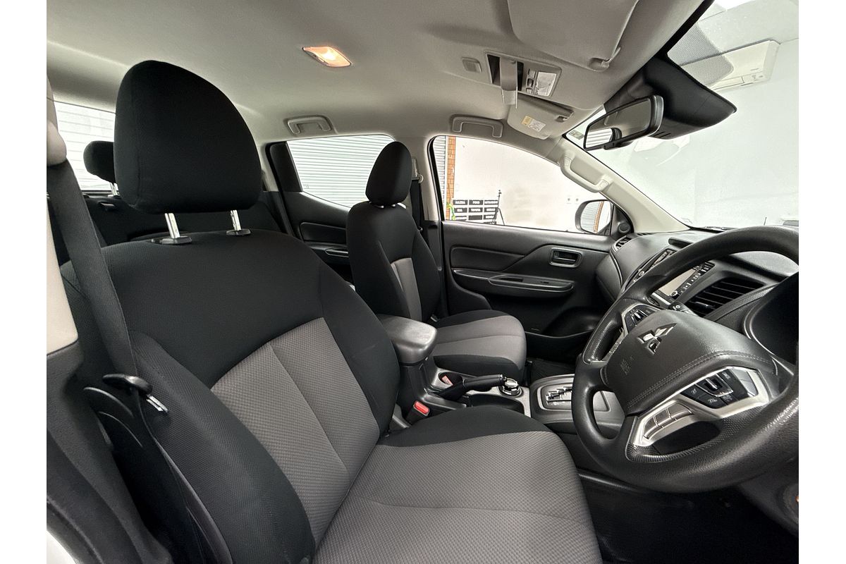 2019 Mitsubishi Triton GLX ADAS MR 4X4