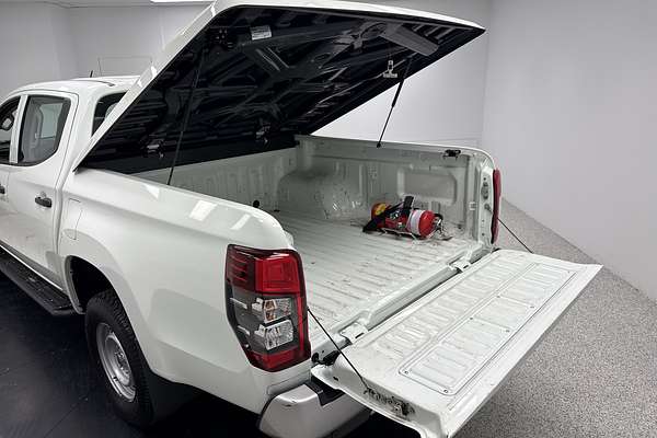 2019 Mitsubishi Triton GLX ADAS MR 4X4