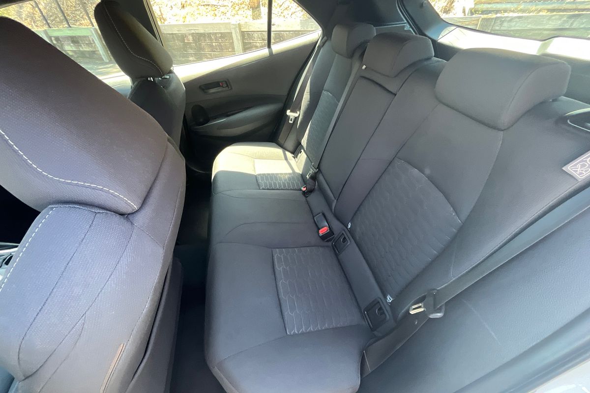 2023 Toyota Corolla Ascent Sport Hybrid ZWE219R