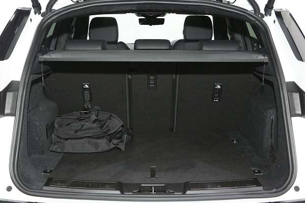 2025 Land Rover Range Rover Evoque P300e Autobiography L551