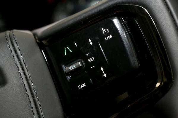 2025 Land Rover Range Rover Evoque P300e Autobiography L551