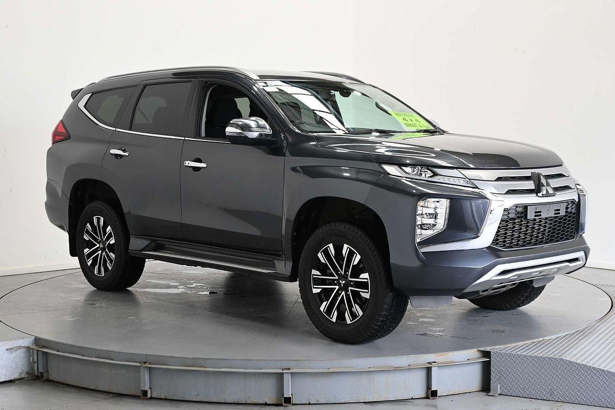 2022 Mitsubishi Pajero Sport GLS QF