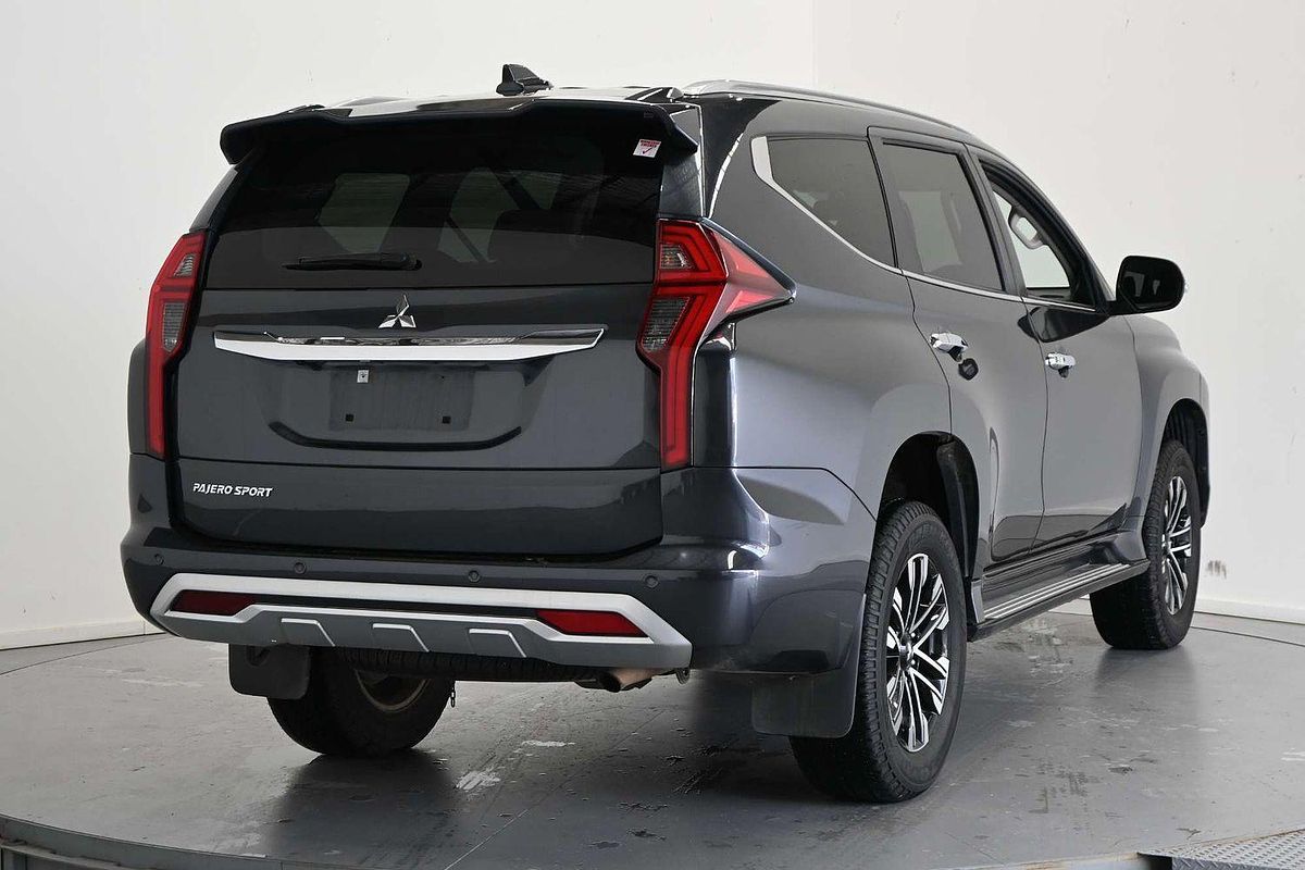 2022 Mitsubishi Pajero Sport GLS QF