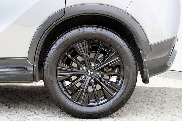 2020 Mitsubishi Eclipse Cross Black Edition YA