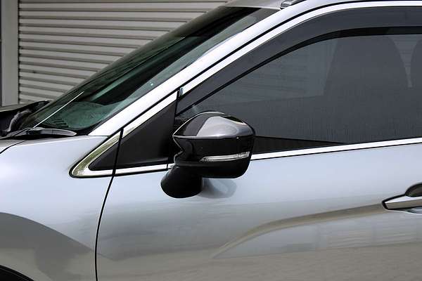 2020 Mitsubishi Eclipse Cross Black Edition YA