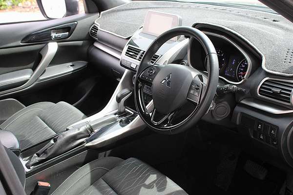 2020 Mitsubishi Eclipse Cross Black Edition YA