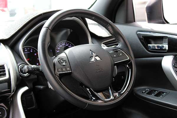 2020 Mitsubishi Eclipse Cross Black Edition YA