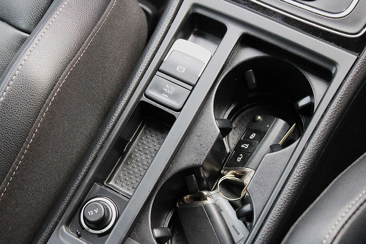 2017 Volkswagen Golf R 7