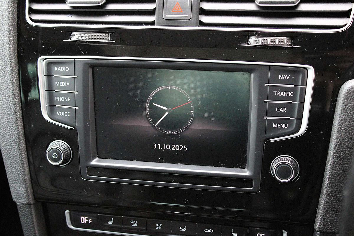 2017 Volkswagen Golf R 7