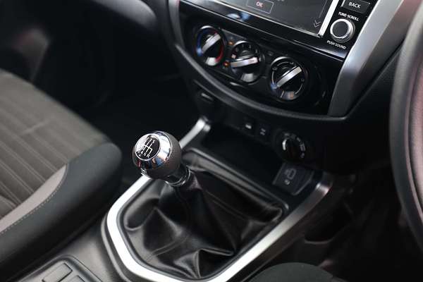 2022 Nissan Navara SL Warrior D23 4X4