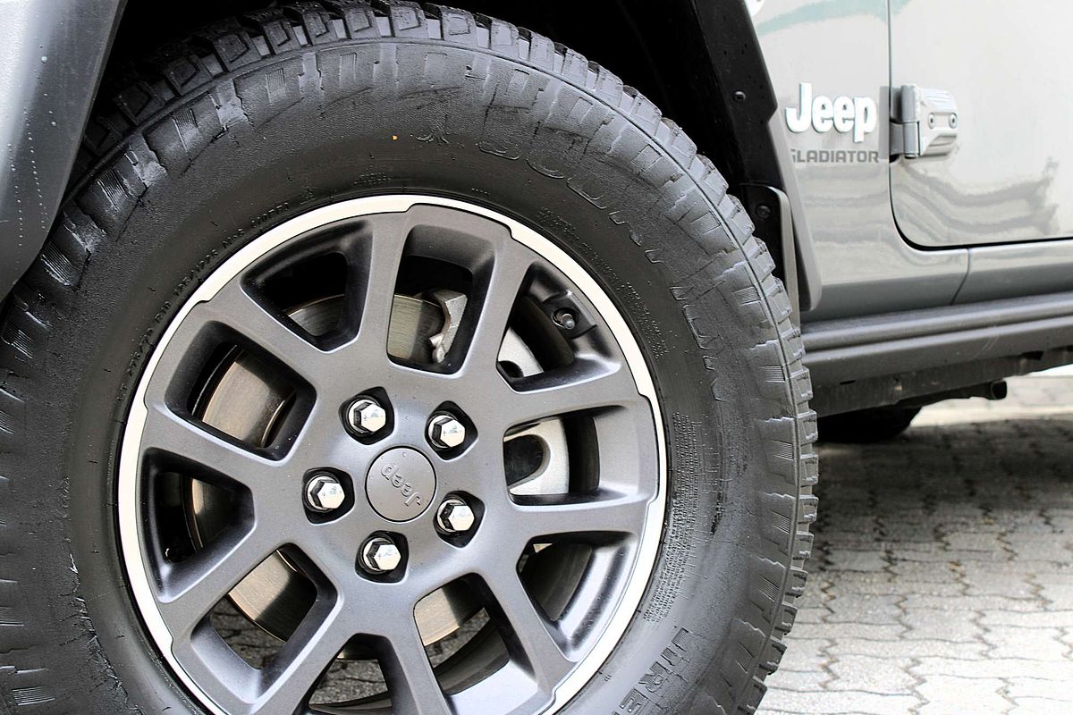 2020 Jeep Gladiator Overland JT All Wheel Drive