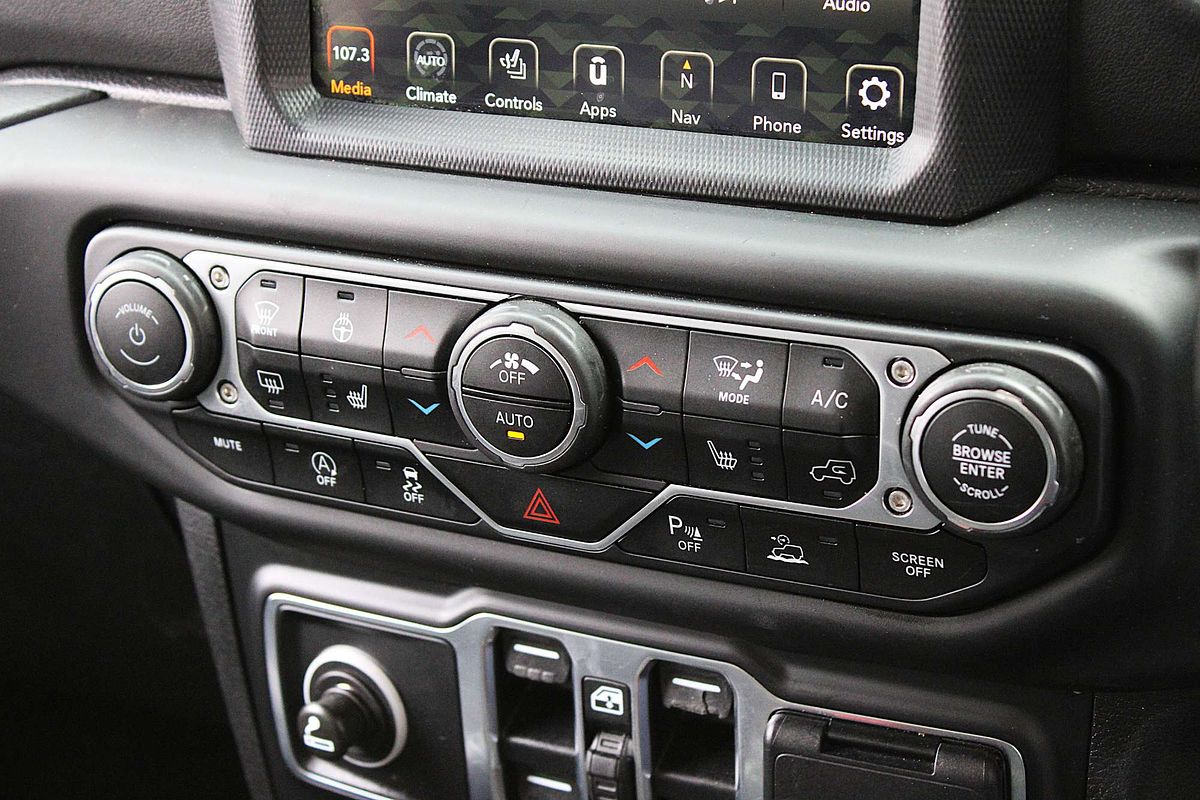 2020 Jeep Gladiator Overland JT All Wheel Drive