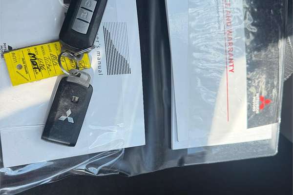 2019 Mitsubishi Triton GLS Premium MR 4X4