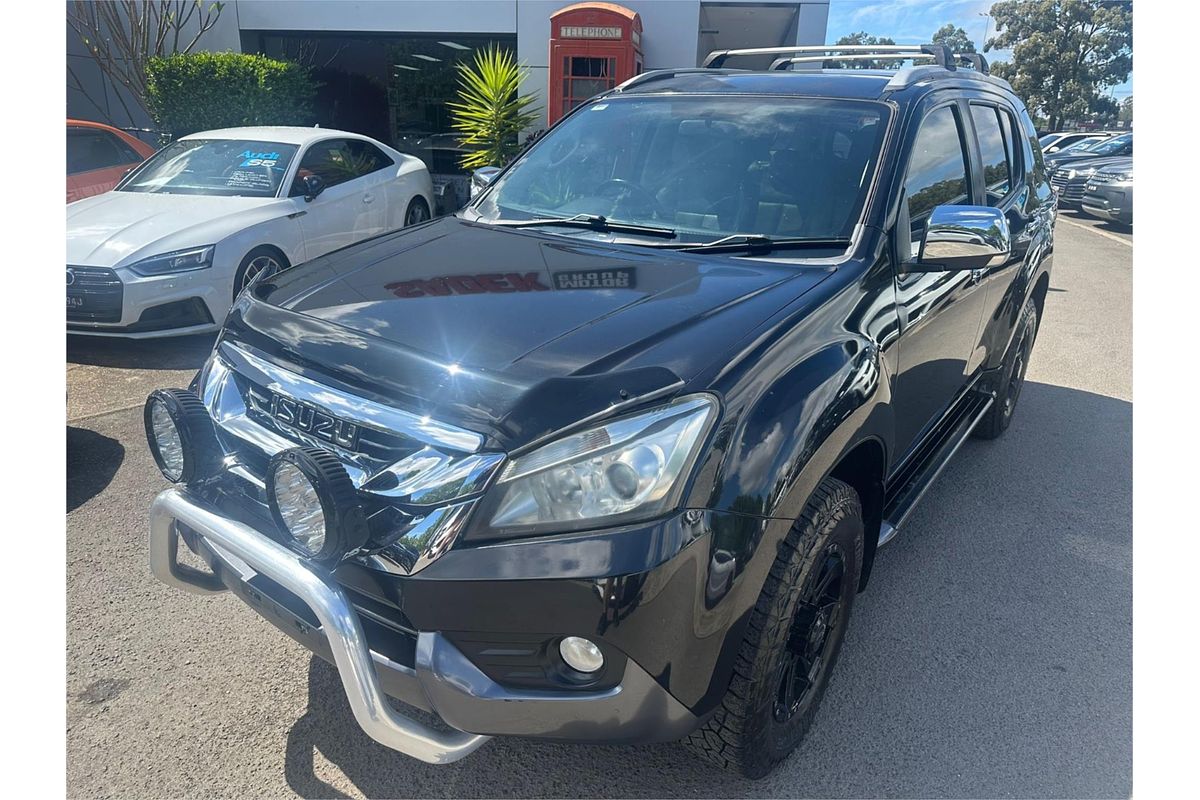 2017 Isuzu MU-X LS-T