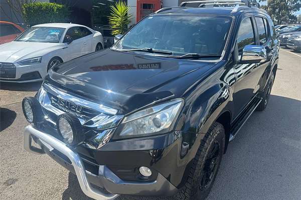 2017 Isuzu MU-X LS-T