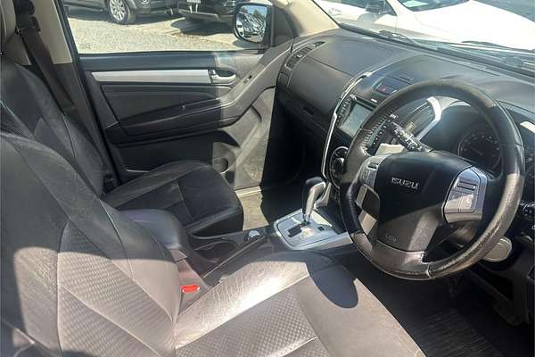 2017 Isuzu MU-X LS-T