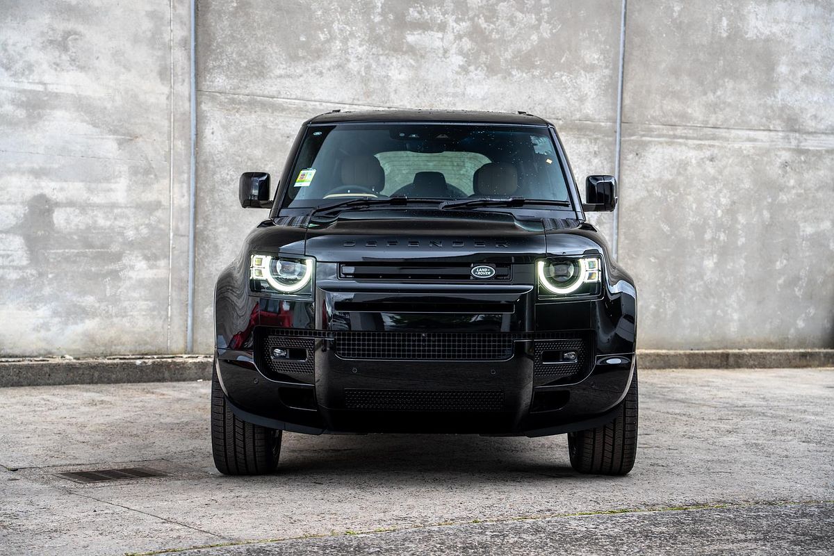 2025 Land Rover Defender 110 P400 X-Dynamic HSE L663