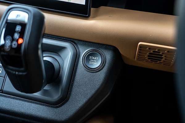 2025 Land Rover Defender 110 P400 X-Dynamic HSE L663