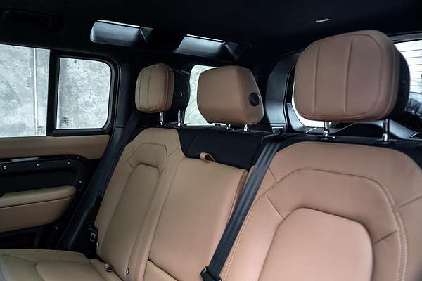 2025 Land Rover Defender 110 P400 X-Dynamic HSE L663