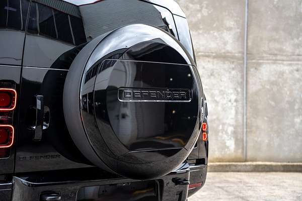 2025 Land Rover Defender 110 P400 X-Dynamic HSE L663