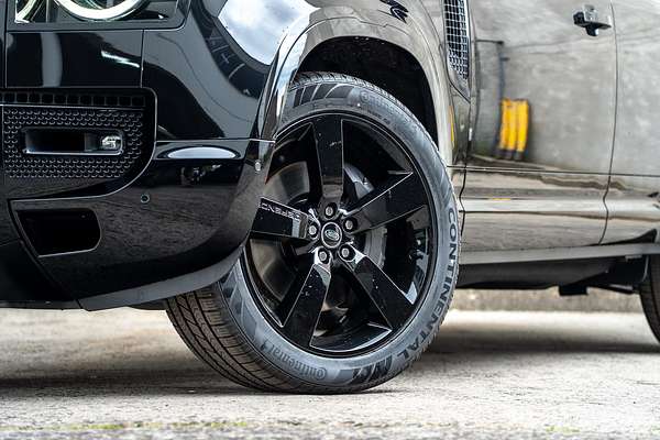 2025 Land Rover Defender 110 P400 X-Dynamic HSE L663
