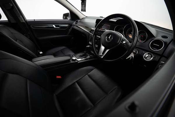 2011 Mercedes-Benz C-Class C250 BlueEFFICIENCY Elegance W204