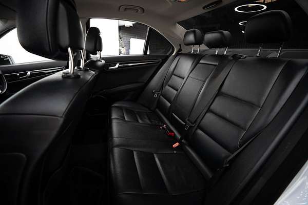 2011 Mercedes-Benz C-Class C250 BlueEFFICIENCY Elegance W204