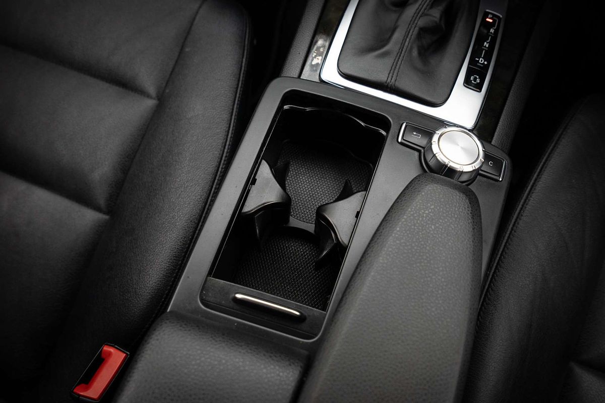 2011 Mercedes-Benz C-Class C250 BlueEFFICIENCY Elegance W204