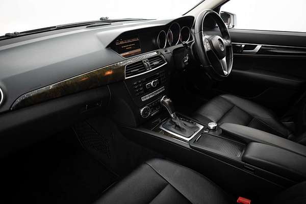 2011 Mercedes-Benz C-Class C250 BlueEFFICIENCY Elegance W204