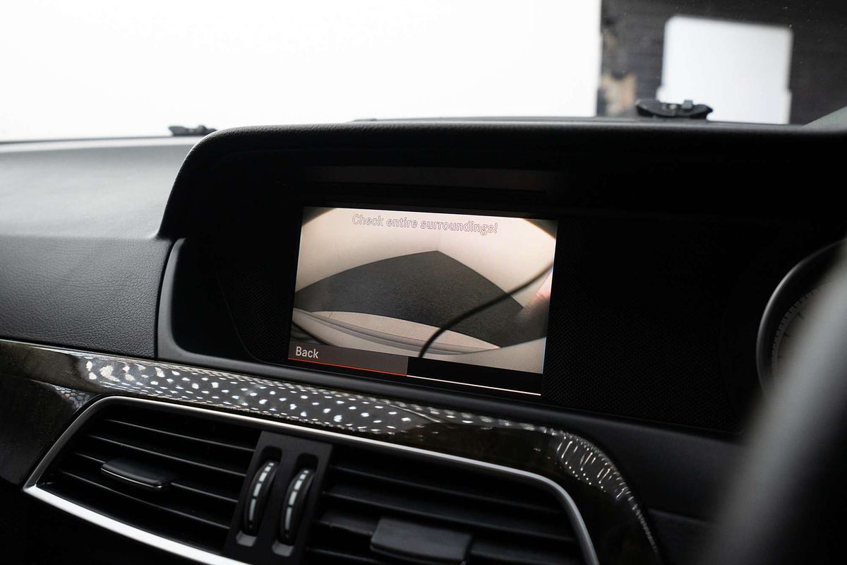 2011 Mercedes-Benz C-Class C250 BlueEFFICIENCY Elegance W204