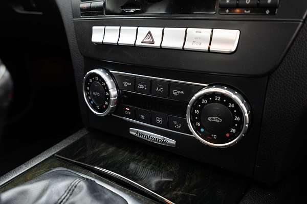 2011 Mercedes-Benz C-Class C250 BlueEFFICIENCY Elegance W204
