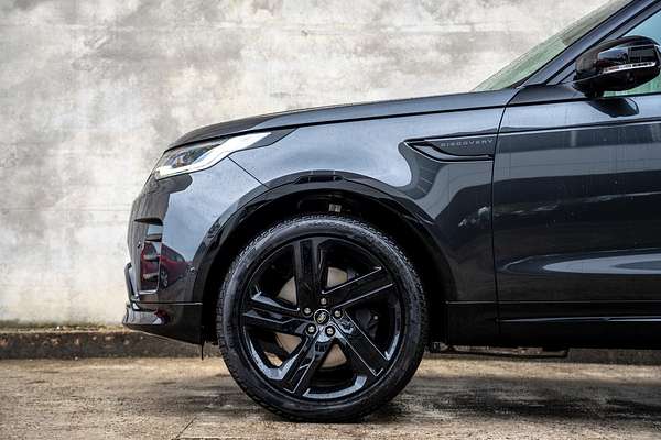 2025 Land Rover Discovery D350 Dynamic SE Series 5