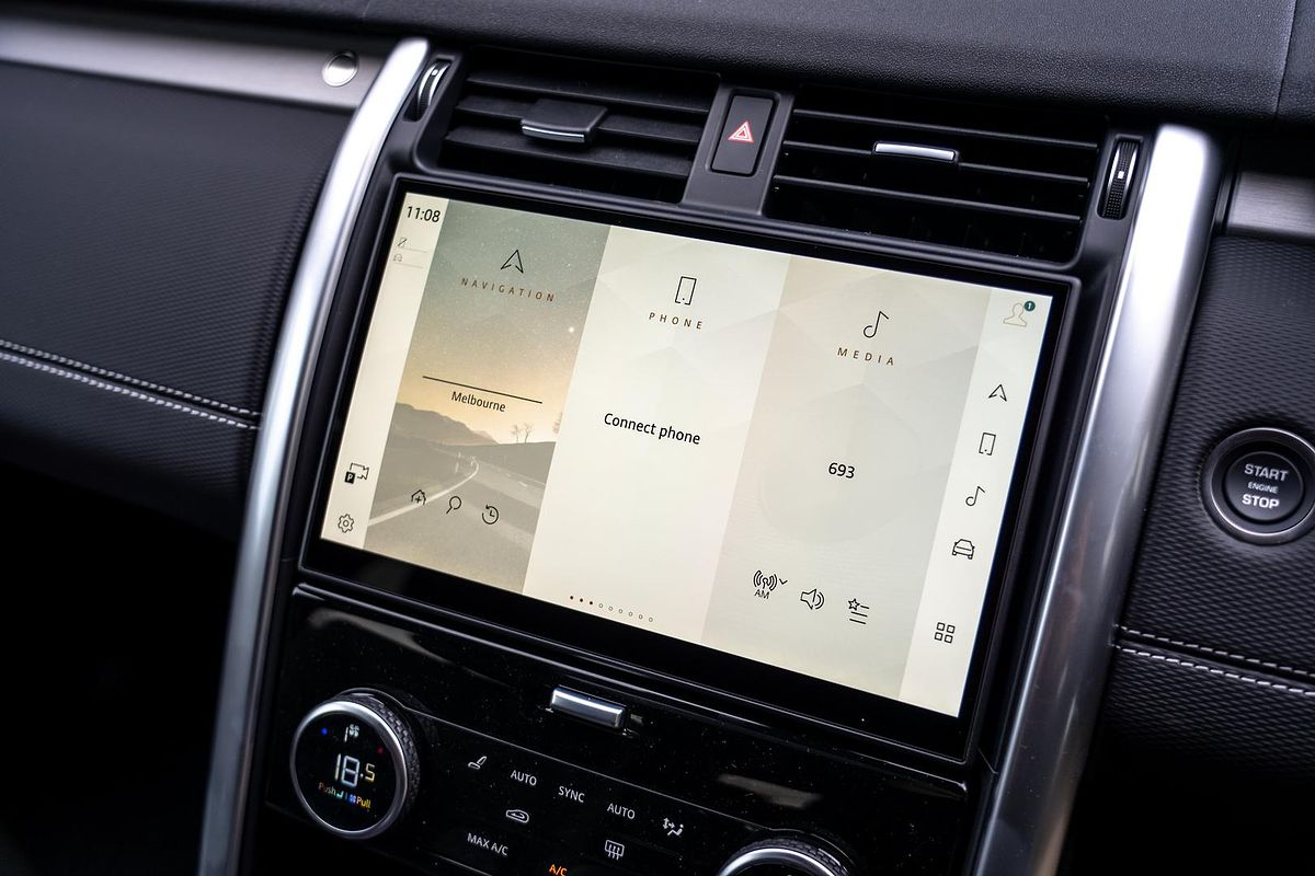 2025 Land Rover Discovery D350 Dynamic SE Series 5