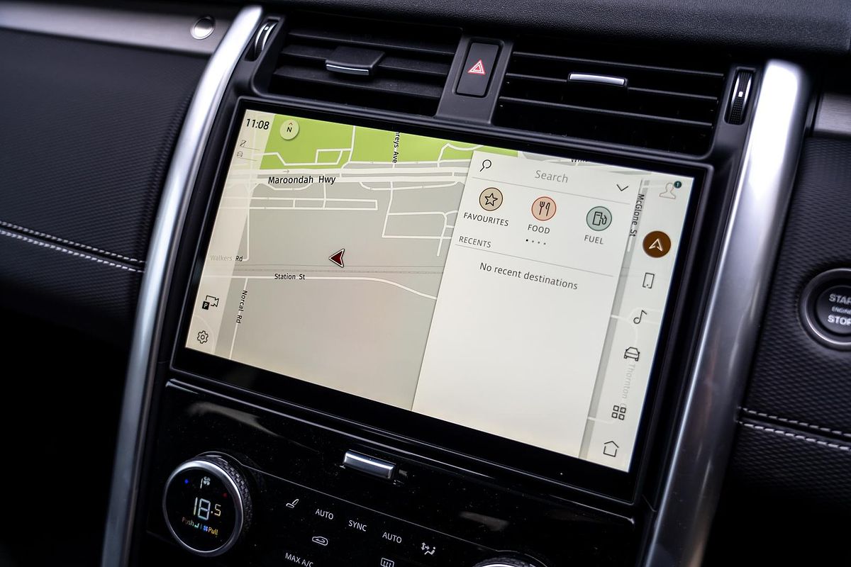 2025 Land Rover Discovery D350 Dynamic SE Series 5