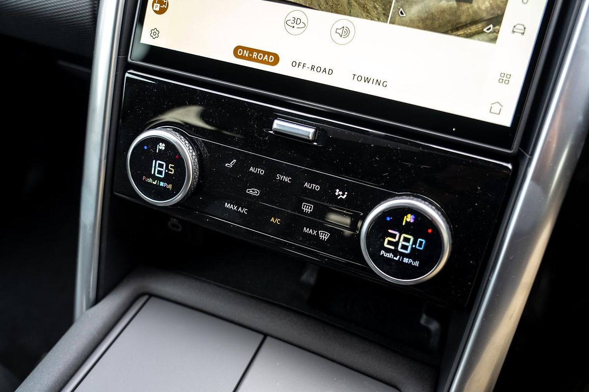 2025 Land Rover Discovery D350 Dynamic SE Series 5