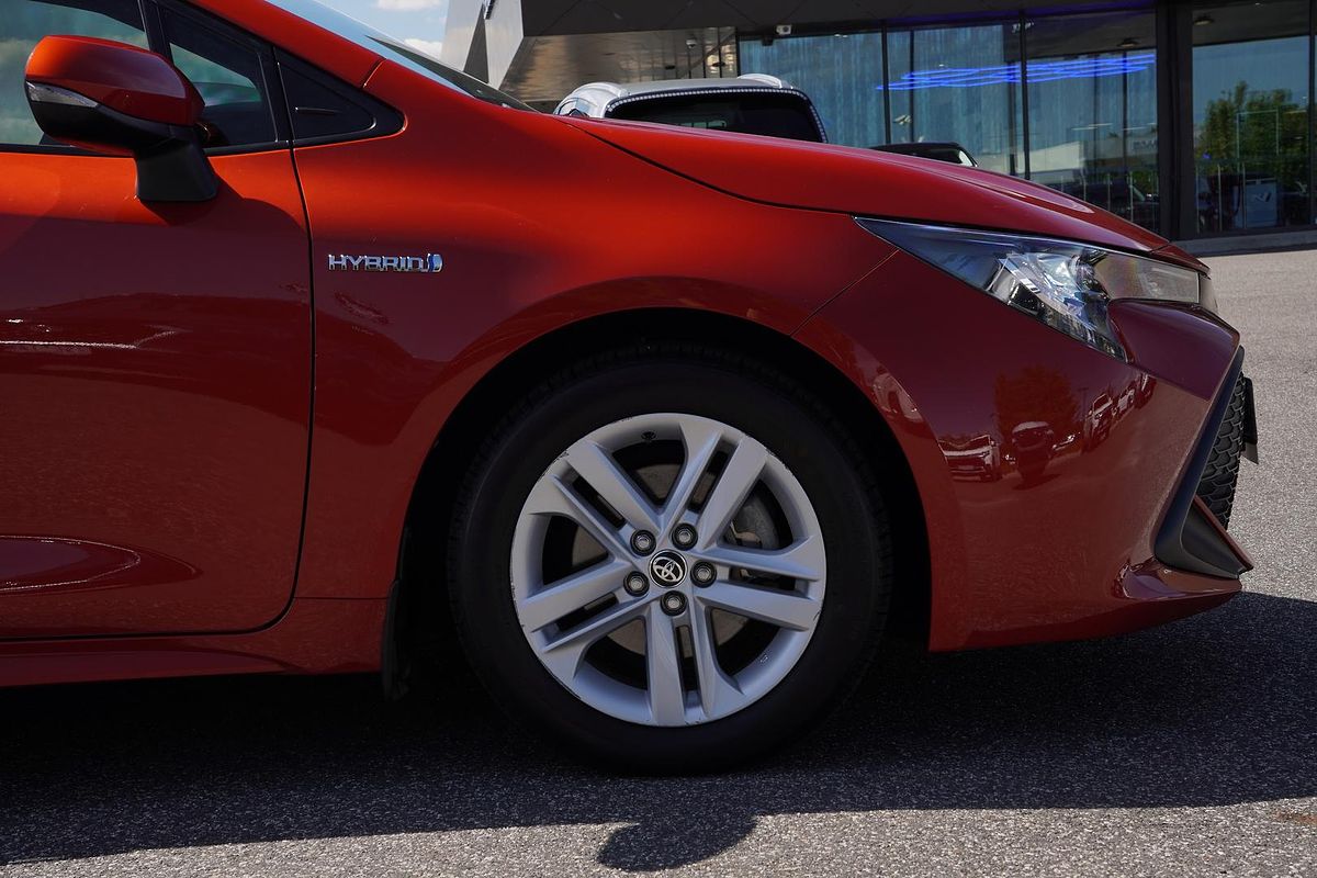 2018 Toyota Corolla Ascent Sport Hybrid ZWE211R