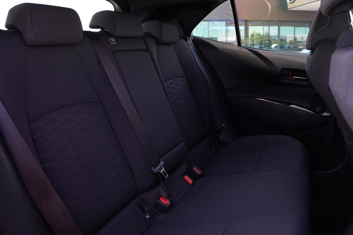 2018 Toyota Corolla Ascent Sport Hybrid ZWE211R