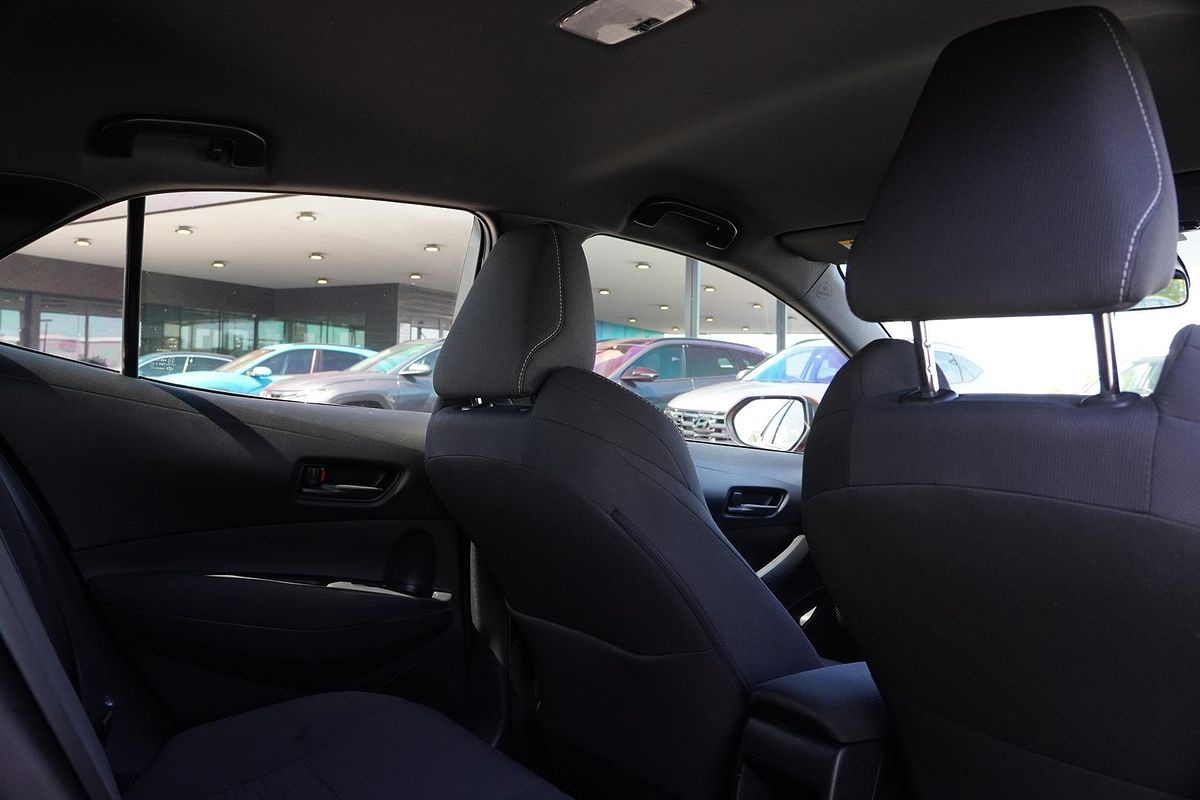 2018 Toyota Corolla Ascent Sport Hybrid ZWE211R