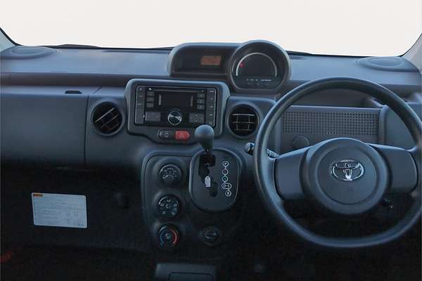 2016 Toyota Spade X Welcab