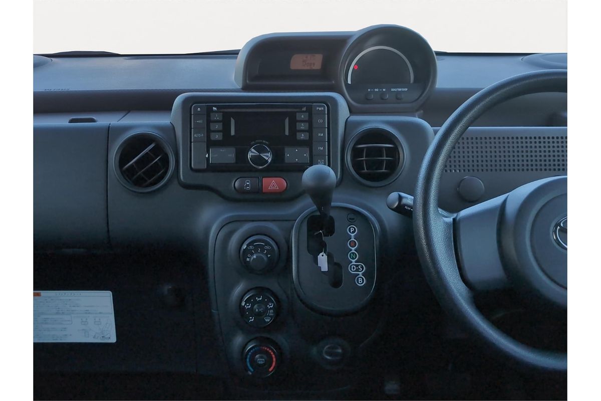 2016 Toyota Spade X Welcab