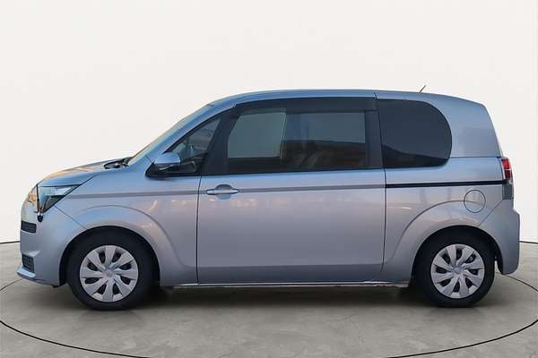 2016 Toyota Spade X Welcab