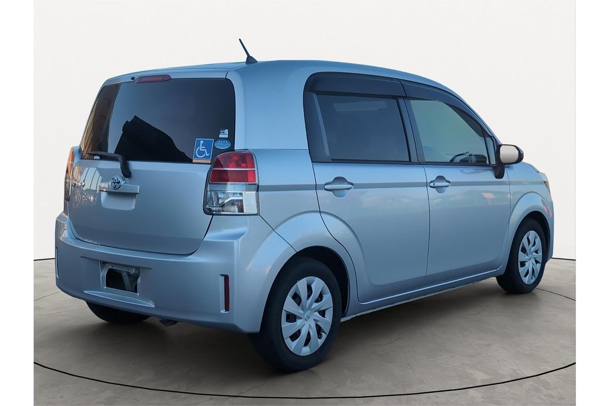 2016 Toyota Spade X Welcab