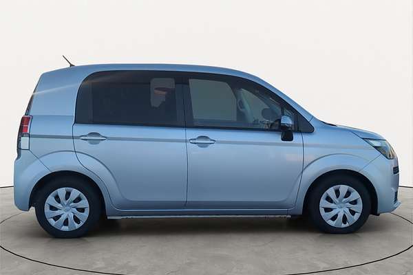 2016 Toyota Spade X Welcab