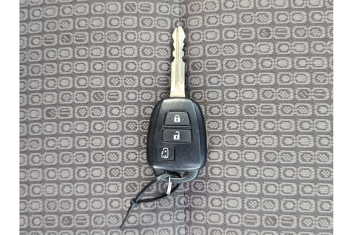 2016 Toyota Spade X Welcab