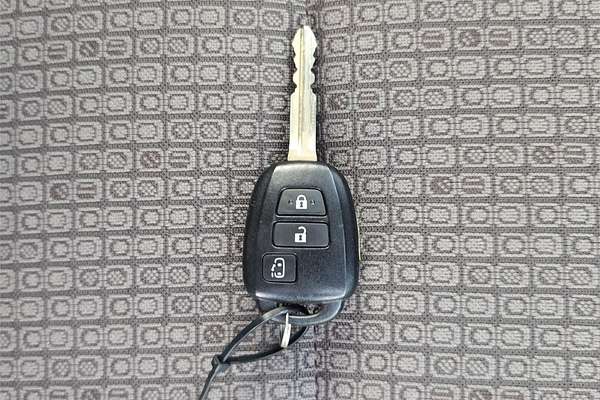 2016 Toyota Spade X Welcab