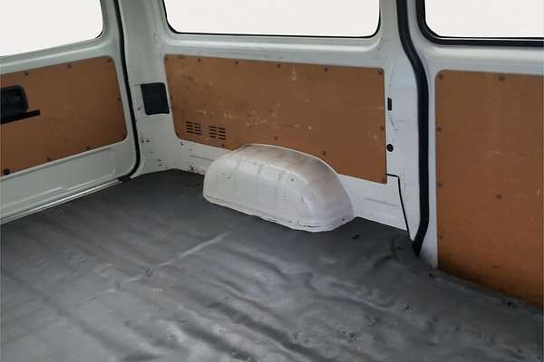 2017 Toyota Hiace Long DX