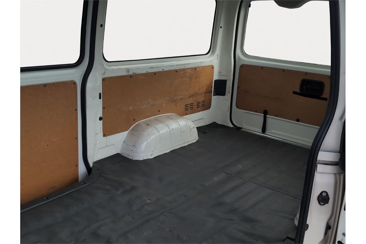 2017 Toyota Hiace Long DX